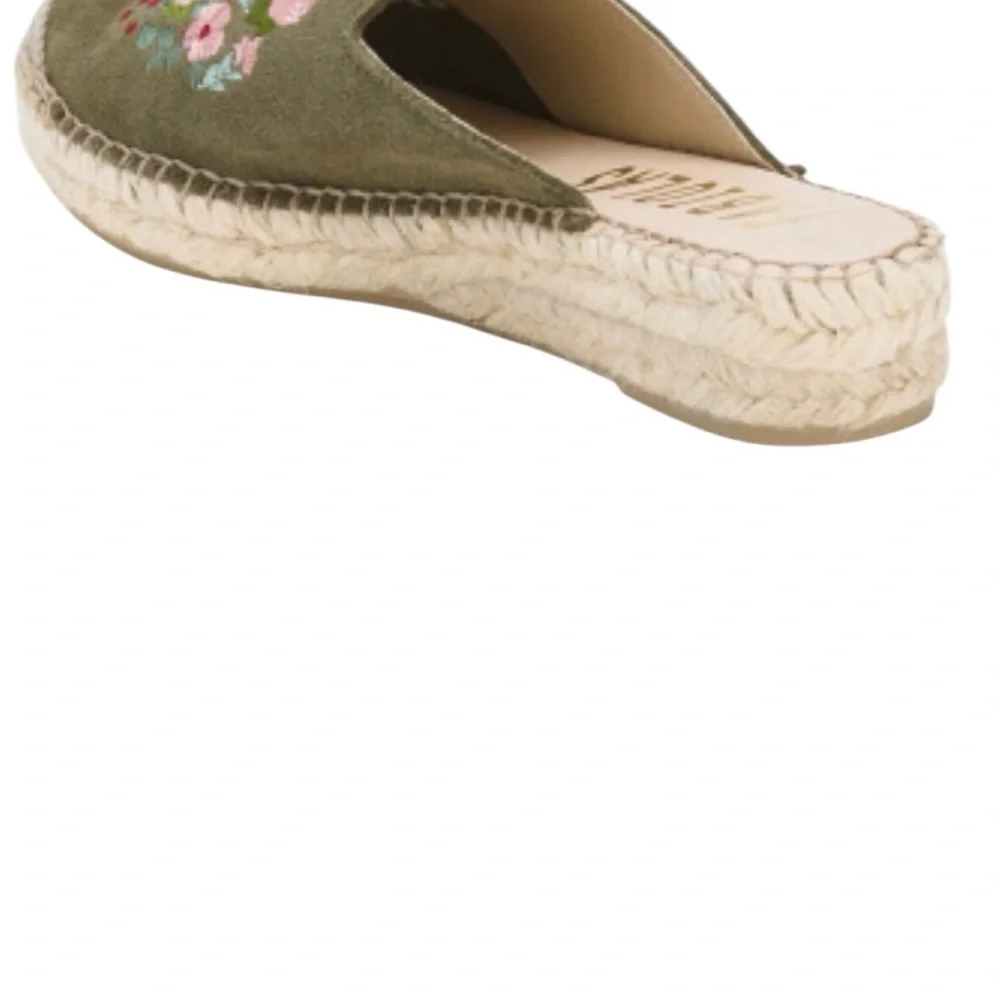 Fabiolas Made in Spain Suede Embroidered Espadrille Mules Green 39/9 – New